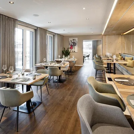 View - Incl Joker Card In Summer