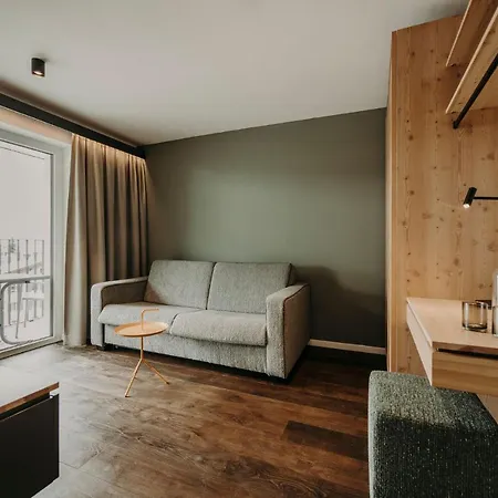 View - Incl Joker Card In Summer