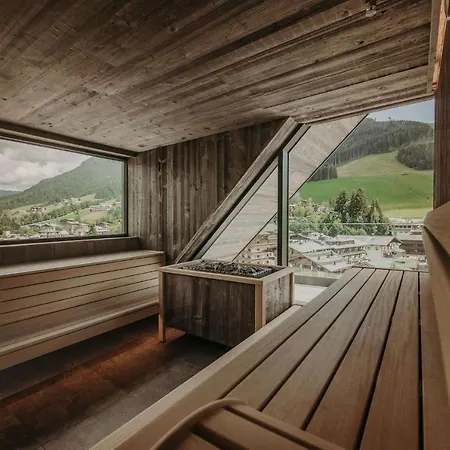 Hotel View - Incl Joker Card In Summer