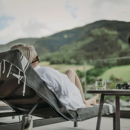 View - Incl Joker Card In Summer