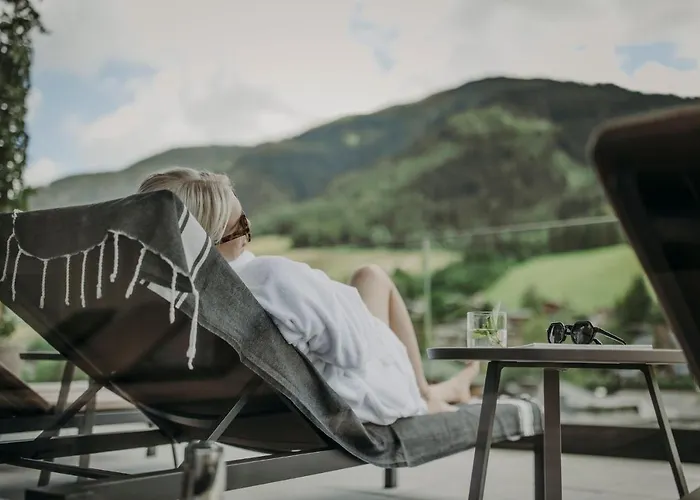 View - Incl Joker Card In Summer